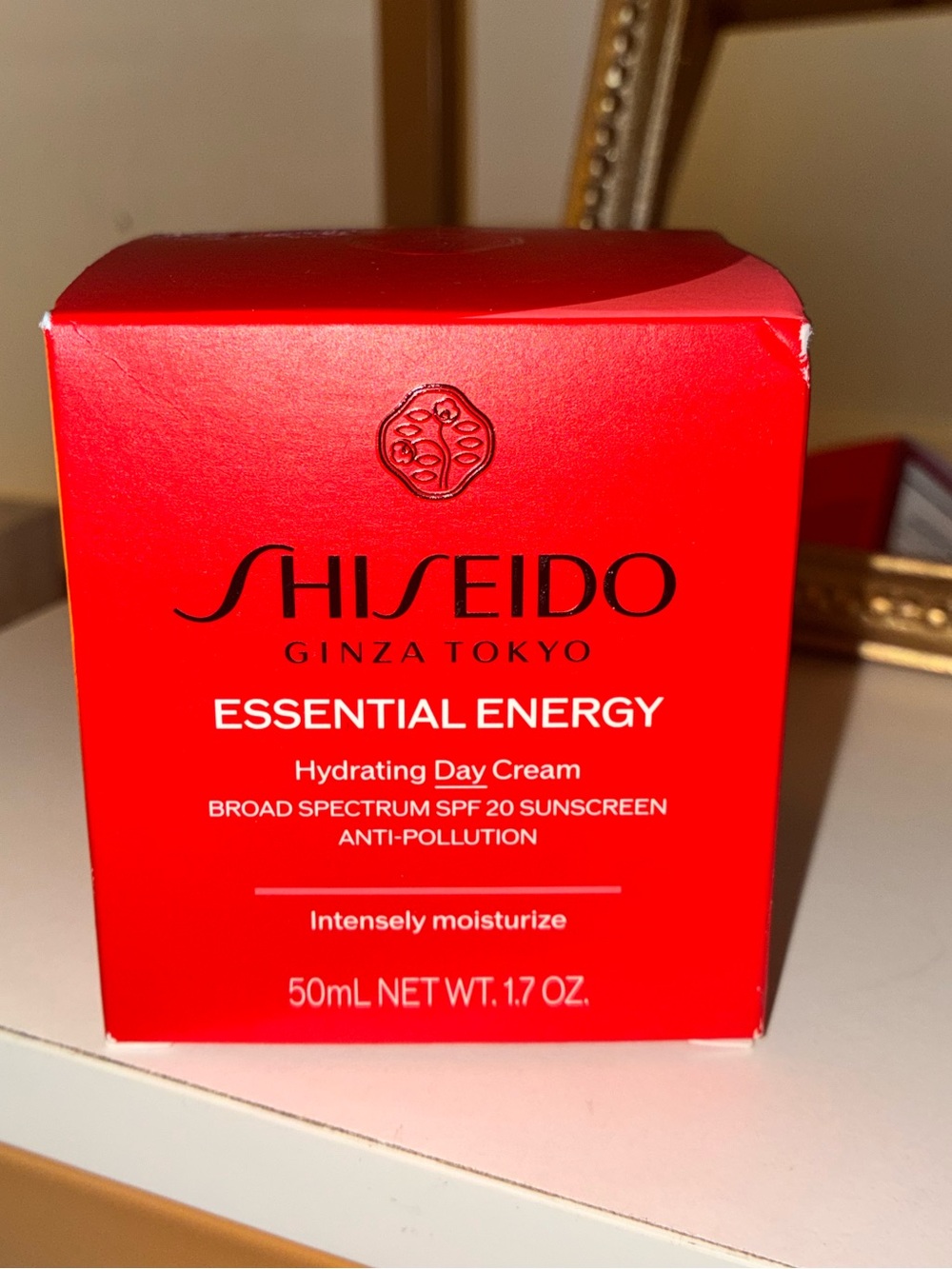 Shiseido Essential Energy Hydrating Day Cream SPF 20 1.7oz
